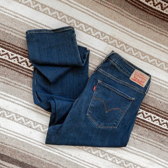 Levi's Denim Women's Size 32 Blue Jeans 724 High Rise Straight Leg Classic - Picture 1 of 8